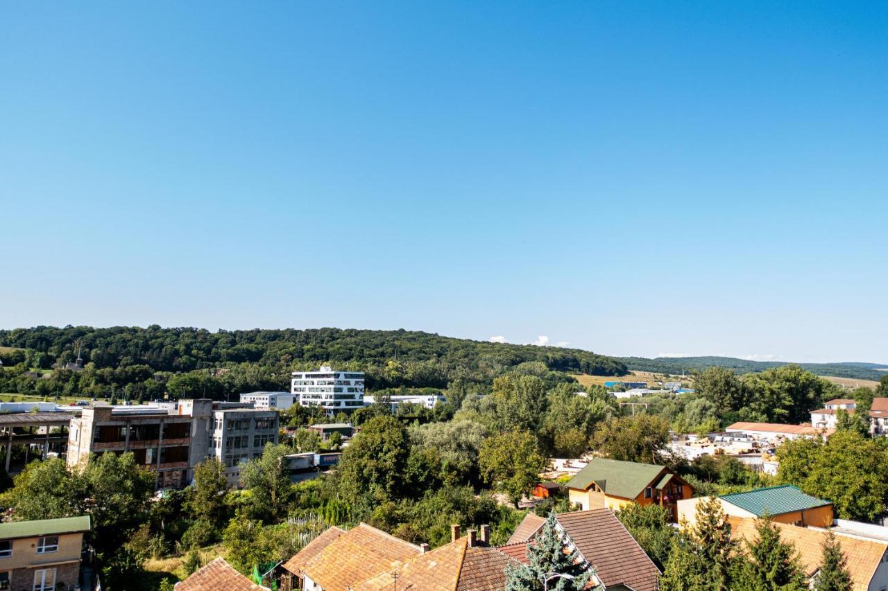Majo Aparthotel Клуж-Напока Экстерьер фото